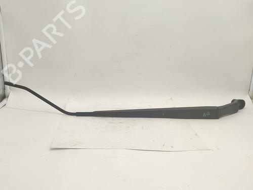 Used Front windshield wiper arm MAZDA 5 (CR) 2.0 CD (CR19) (143 hp) 31713954