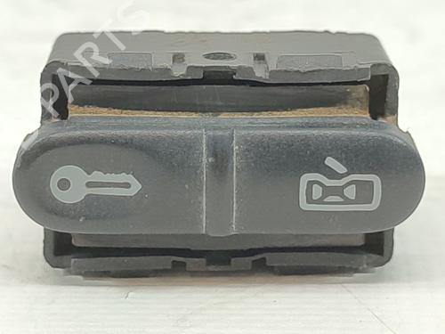 Used Switch SEAT CORDOBA (6K1, 6K2) 1.9 SDI (68 hp) 15211248