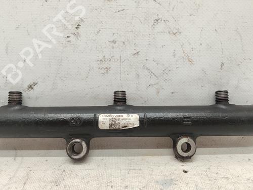 Used Injection rail JAGUAR S-TYPE II (X200) 2.7 D (207 hp) 21596895