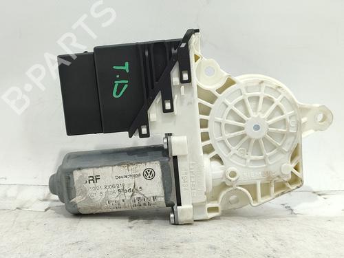Used Right rear window motor Right rear window motor SKODA OCTAVIA II (1Z3) 1.9 TDI (105 hp) 33027684 33027684