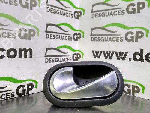 Venstre bak invendig håndtak RENAULT MEGANE II (BM0/1_, CM0/1_) [2001-2012]  7138844