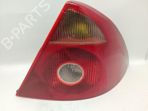 Used Right taillight FORD MONDEO III (B5Y) 2.0 TDCi (130 hp) 25440960
