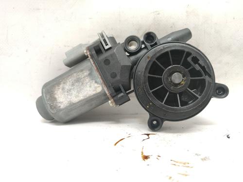 Right front window motor PEUGEOT 106 II (1A_, 1C_) 1.1 i | BP28027860E20 