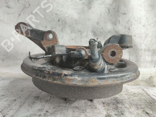 Right rear steering knuckle LAND ROVER FREELANDER I (L314) 2.0 Td4 4x4 | BP27575598M28 