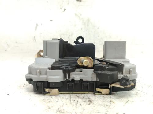 Front left lock CITROËN XSARA PICASSO (N68) 1.6 HDi | BP28795323C98 