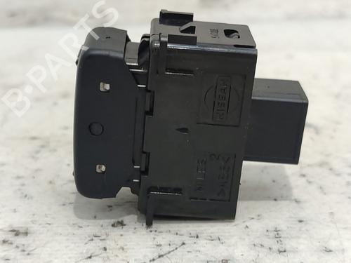 Switch NISSAN MICRA III (K12) 1.5 dCi | BP25253152I30 