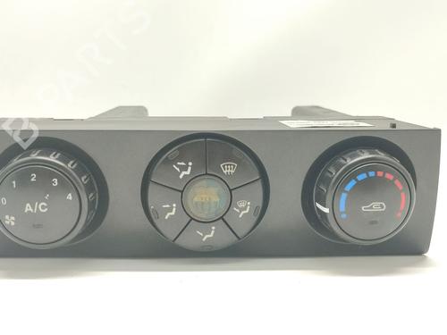 Used Climate control Climate control 39568947 39568947
