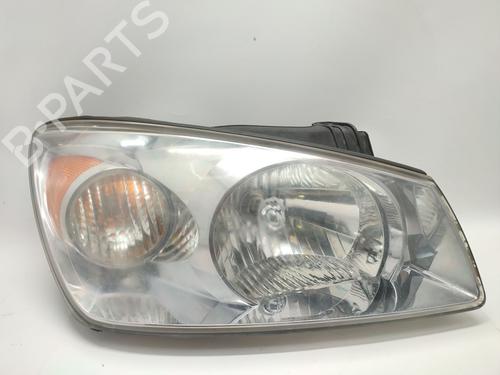 Used Right headlight Right headlight KIA CERATO I Hatchback (LD) 1.6 CRDi (115 hp) 33469483 33469483