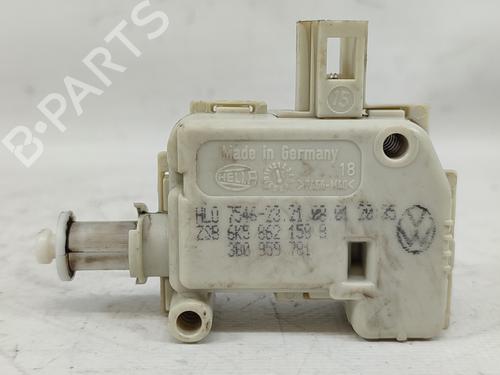 Låskasse SEAT CORDOBA (6K1, 6K2) 1.9 SDI (68 hp) 15211232