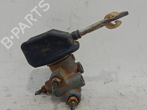 Used Brake master cylinder Brake master cylinder OPEL FRONTERA B (U99) 2.2 DTI (6B_ZC, 6B_VF, 6B_66, 6B_76) (116 hp) 34735293 34735293