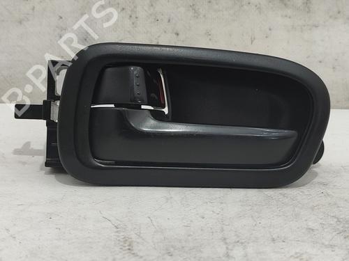 Venstre foran invendig håndtak SUZUKI GRAND VITARA II (JT, TE, TD) 1.9 DDiS All-wheel Drive (JT419, TD44, JB419WD, JB419XD,... (129 hp) 27211793
