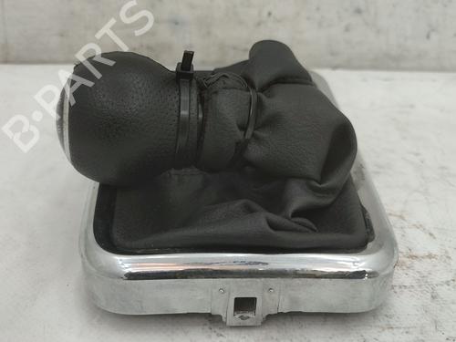 Shift knob PEUGEOT 407 (6D_) 2.0 HDi 135 (6DRHRH, 6DRHRE, 6DRHRG, 6DRHRJ) | BP27920272I34 
