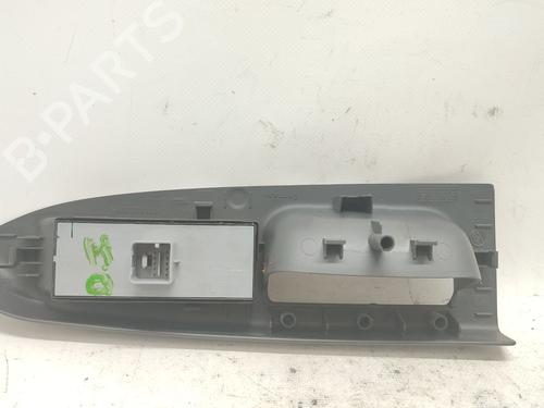 Left front window switch VW TOURAN (1T3) 1.6 TDI | BP37446327I27 - Image 2