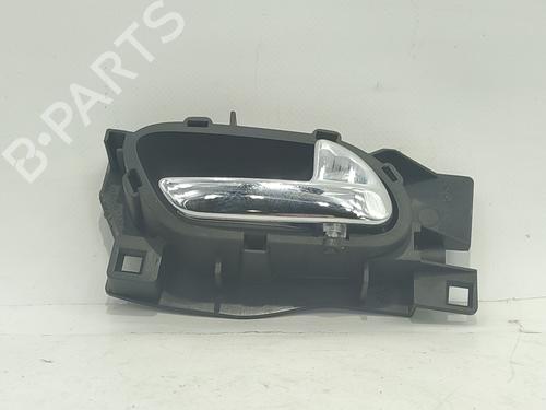 Højre fortil invendig håndtag PEUGEOT 407 (6D_) 1.6 HDi 110 (6D9HZC, 6D9HYC) (109 hp) 31627051