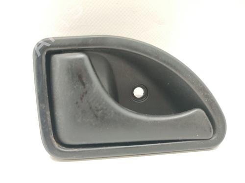 front-left-interior-door-handle-renault-kangoo-kc01_-1997-33468193 main image