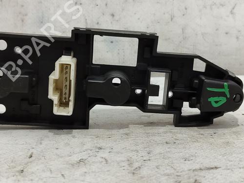Used Lamp holder CITROËN C5 II (RC_) 2.0 HDi (RCRHRH) (136 hp) 27243048
