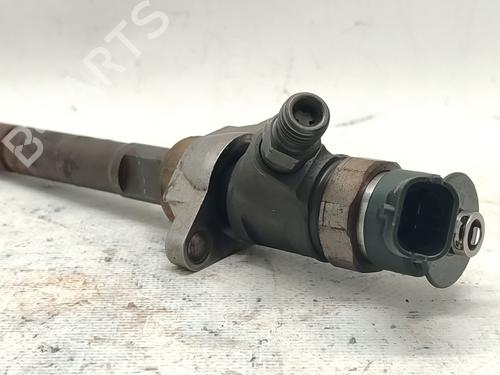 Spreder / Dyse Spreder / Dyse CITROËN C4 Grand Picasso I (UA_) 1.6 HDi (109 hp) 36567333 36567333