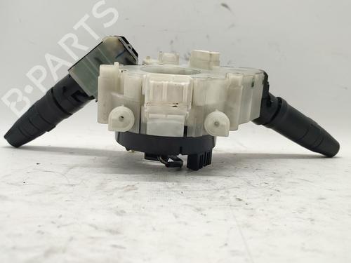 Switch NISSAN MICRA III (K12) 1.2 16V | BP30055791I30