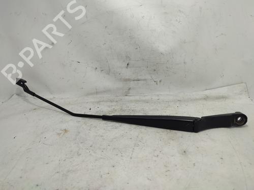 Used Front windshield wiper arm NISSAN PULSAR Hatchback (C13) [2014-2025]  20147647