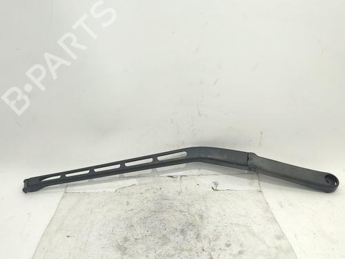 Used Front windshield wiper arm Front windshield wiper arm MERCEDES-BENZ CLK (C209) CLK 240 (209.361) (170 hp) 33326045 33326045