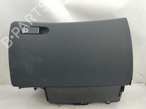 Used Glove box MERCEDES-BENZ C-CLASS (W204) C 200 CDI (204.001) (136 hp) 26321978
