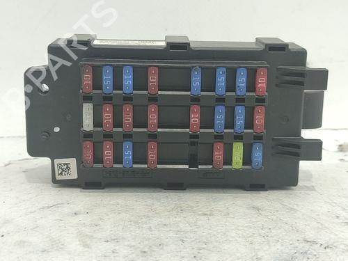Used Fuse box CHEVROLET LACETTI (J200) 2.0 D (121 hp) 32477841