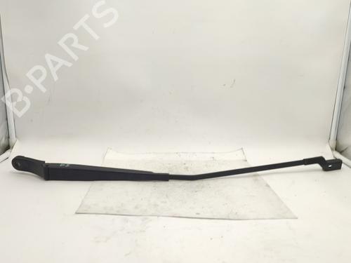 Used Front windshield wiper arm PEUGEOT 5008 (0U_, 0E_) 1.6 HDi (110 hp) 31828965