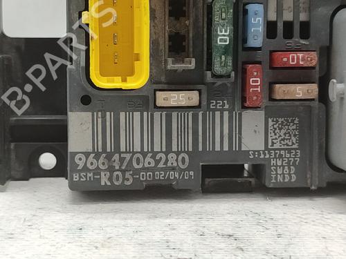 Fuse box CITROËN C4 Coupe (LA_) 1.6 THP 150 | BP37027988E1 - Image 3