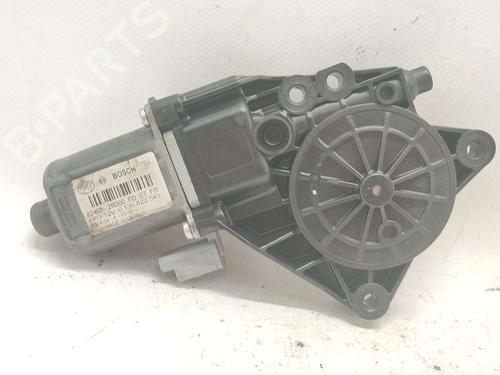 Right front window motor HYUNDAI i30 (FD) 1.4 | BP37175803E20 - Image 2