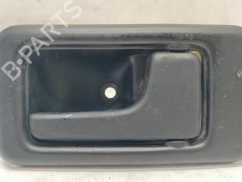 Poignée intérieure avant droite OPEL FRONTERA B (U99) 2.2 DTI (6B_ZC, 6B_VF, 6B_66, 6B_76) (116 hp) 23077345