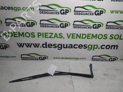 Used Front windshield wiper arm PEUGEOT 307 Break (3E) 1.6 HDi 110 (109 hp) 7129486