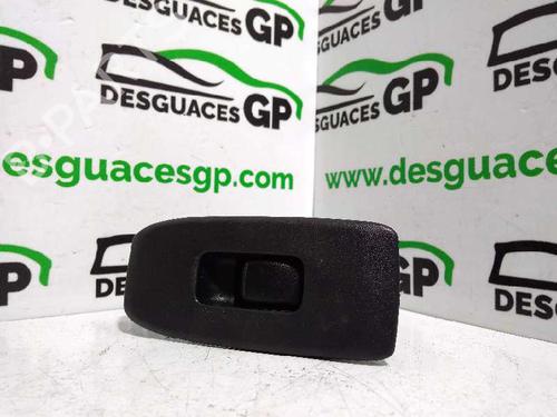 Used Right front window switch MITSUBISHI PAJERO III (V7_W, V6_W) [1999-2007]  7147652