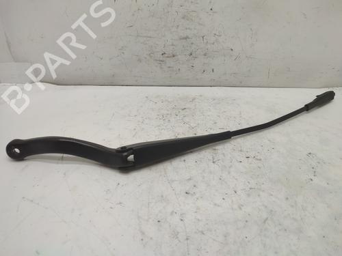 Used Front windshield wiper arm OPEL CORSA E (X15) [2014-2025]  18168008