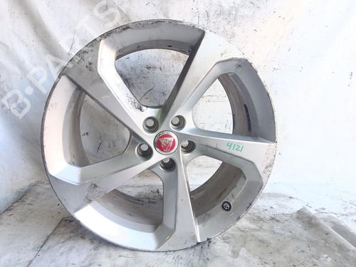 rim-jaguar-f-pace-x761-2015-40199218 main image