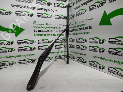 Used Front windshield wiper arm OPEL ASTRA H (A04) 1.7 CDTI (L48) (100 hp) 7153932