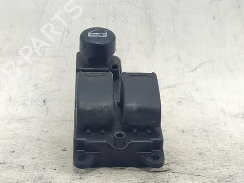 Comutador vidro frente esquerdo Comutador vidro frente esquerdo OPEL AGILA A (H00) 1.0 12V (F68) (58 hp) 36407867 36407867