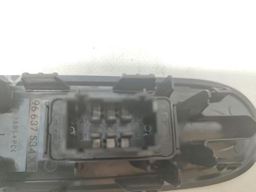 Right front window switch CITROËN C3 II (SC_) 1.2 VTi 82 | BP28214922I26 