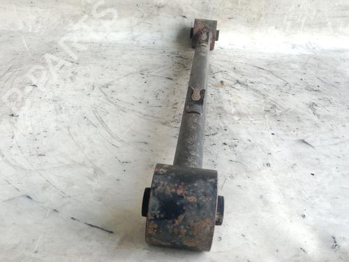 Right rear suspension arm KIA SORENTO I (JC) 2.5 CRDi 4WD | BP32372538M15 