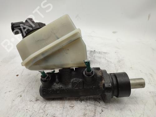 Used Brake master cylinder RENAULT CLIO I (B/C57_, 5/357_) [1990-1999]  13561566