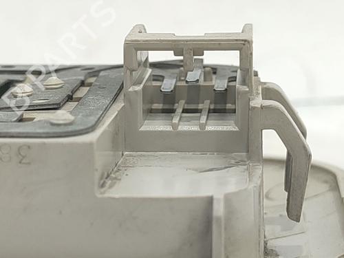  - Image 3