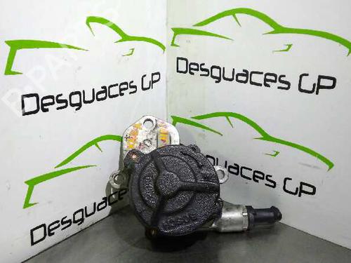 Used Vacuum pump CITROËN XSARA (N1) 2.0 HDi 109 (109 hp) 7134536