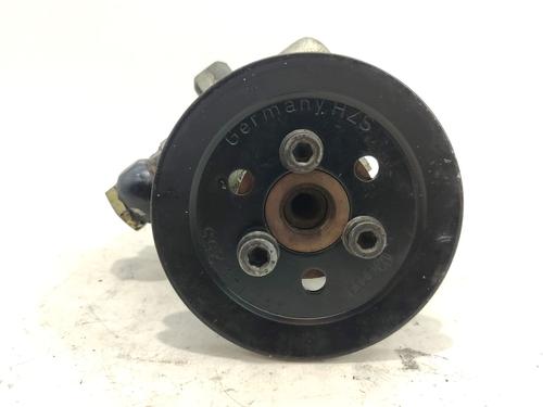 Used Steering pump Steering pump SEAT CORDOBA (6K1, 6K2) 1.9 D (68 hp) 40196421 40196421