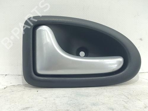 Used Front left interior door handle Front left interior door handle RENAULT CLIO II (BB_, CB_) 1.9 D (B/CB0E, BB0J) (64 hp) 33246417 33246417
