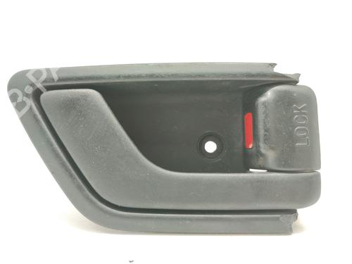 Used Front right interior door handle Front right interior door handle HYUNDAI GETZ (TB) 1.1 (67 hp) 33816404 33816404