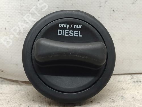 Used Fuel flap MERCEDES-BENZ C-CLASS (W203) C 220 CDI (203.006, 203.008) (143 hp) 27436227