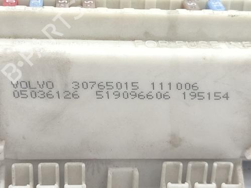 Fuse box VOLVO C30 (533) 2.0 D | BP38287759E1 - Image 4