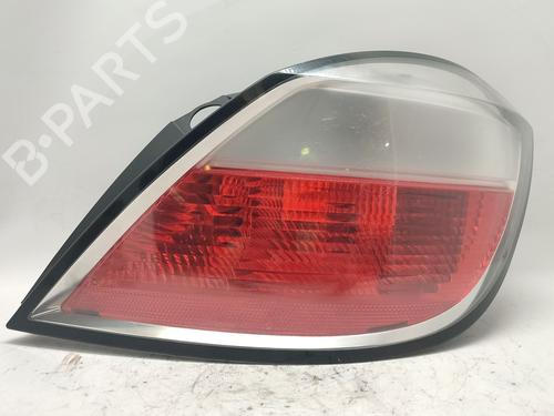 Used Right taillight OPEL ASTRA H (A04) 1.7 CDTI (L48) (100 hp) 30195738