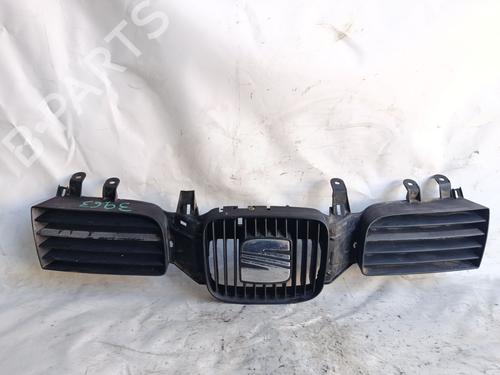 Used Grille Grille 38112810 38112810