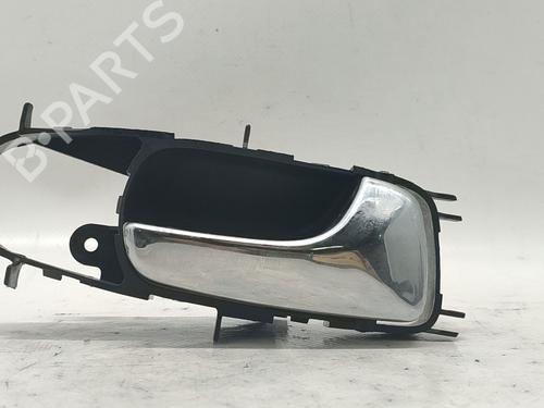 front-right-interior-door-handle-chevrolet-nubira-estate-2005-2006-2007-2008-2009-2010-2011-34695437 main image