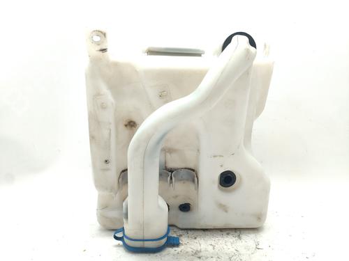 Used Windscreen washer tank MERCEDES-BENZ C-CLASS Coupe (CL203) C 180 Kompressor (203.746) (143 hp) 30822987